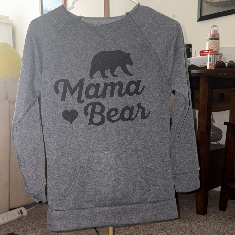 Gray 'Mama Bear' Sweatshirt